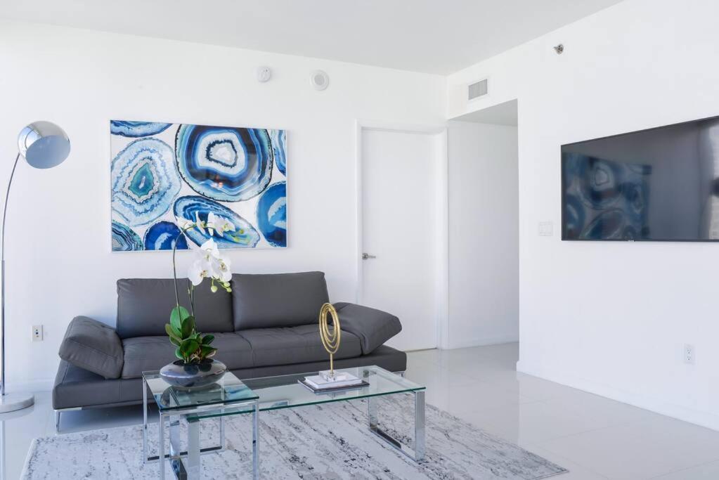 Wonderful 2 Bedroom Apt With Ocean Views At Icon Brickell Miami Kültér fotó