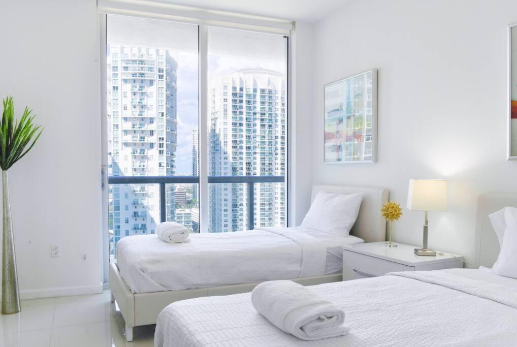 Wonderful 2 Bedroom Apt With Ocean Views At Icon Brickell Miami Kültér fotó