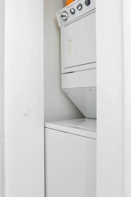 Wonderful 2 Bedroom Apt With Ocean Views At Icon Brickell Miami Kültér fotó