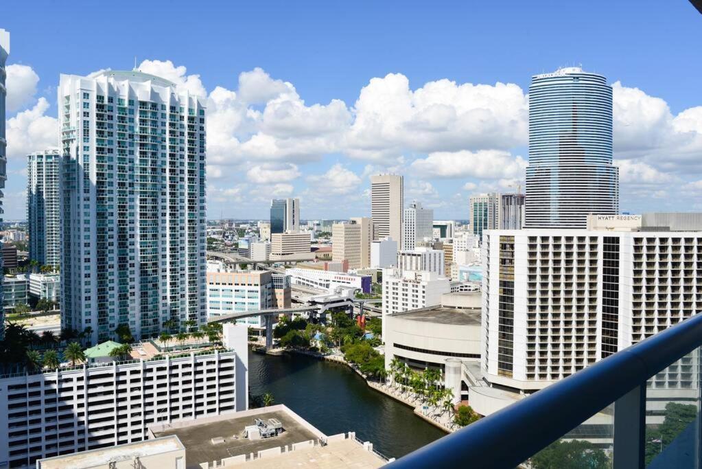 Wonderful 2 Bedroom Apt With Ocean Views At Icon Brickell Miami Kültér fotó